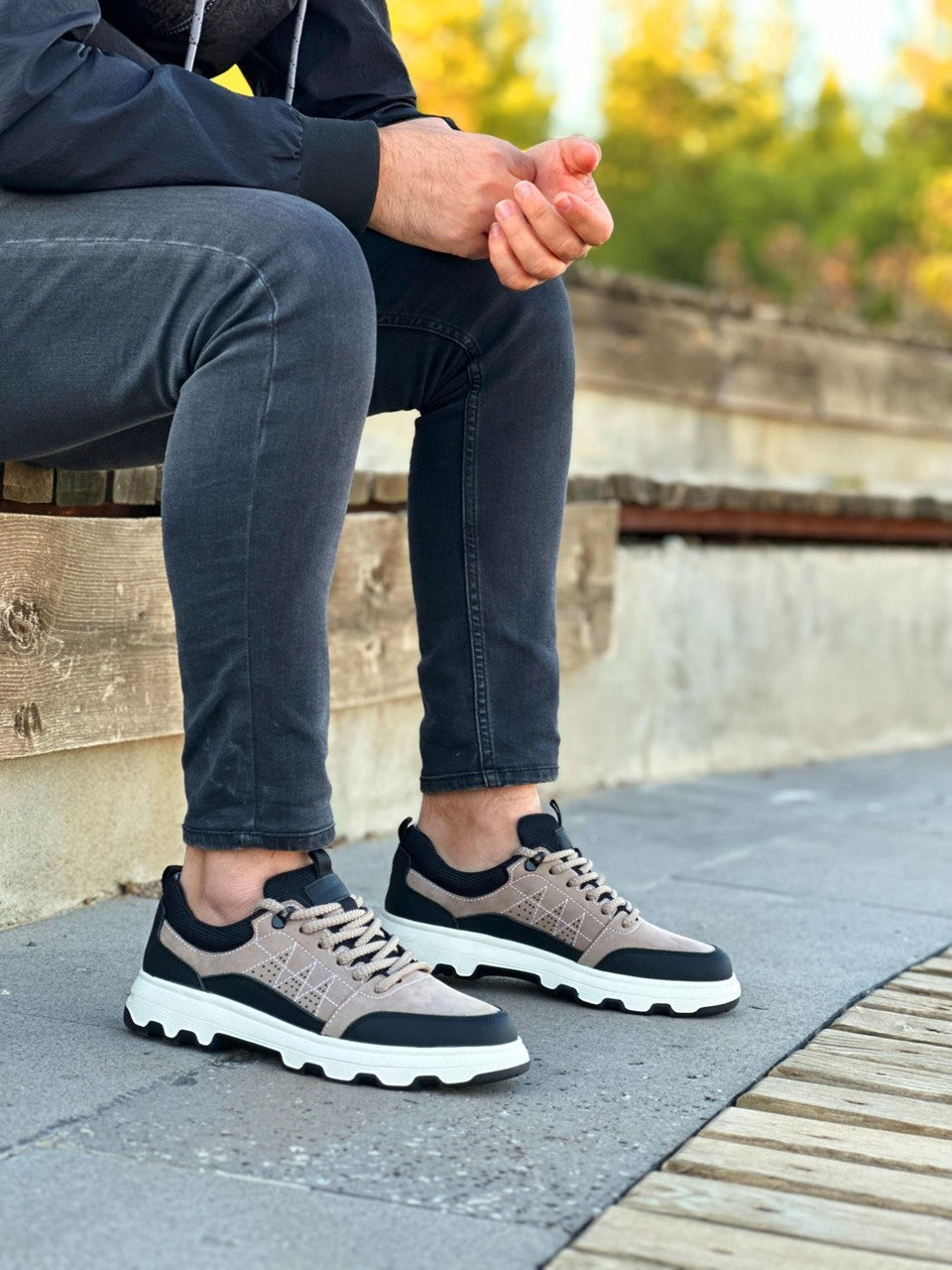 Men's New Three Color Splicing Breathable Casual Sports Shoes