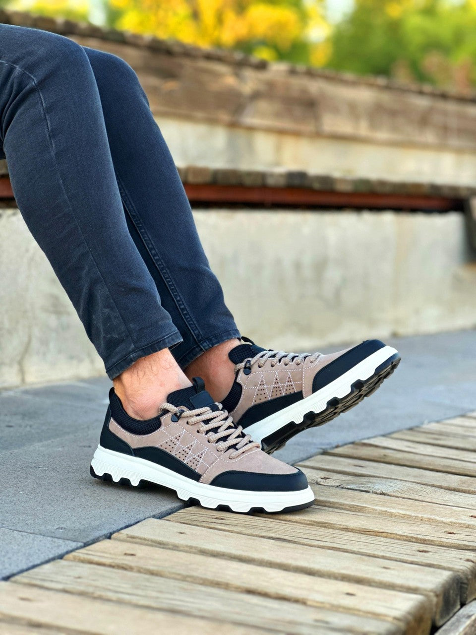 Men's New Three Color Splicing Breathable Casual Sports Shoes