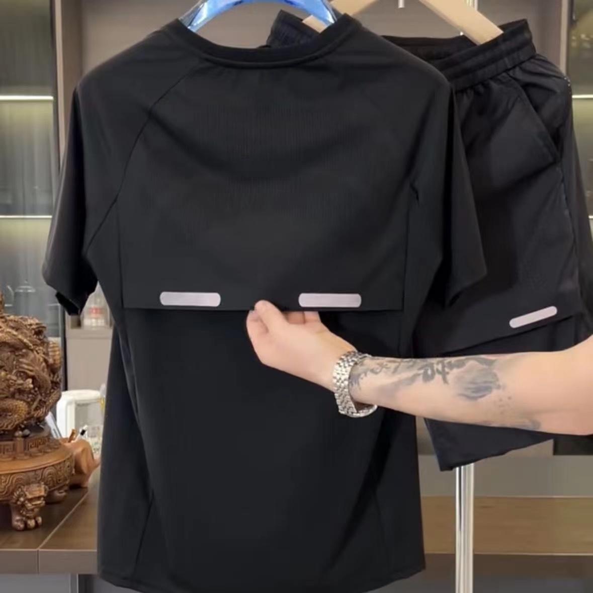 Men's Breathable Quick Drying High Elasticity Sports Short Sleeved Set