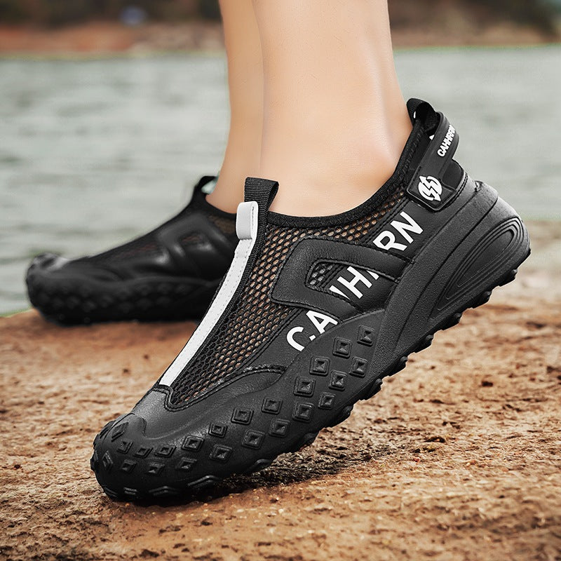 Men's new hollow breathable mesh sports shoes