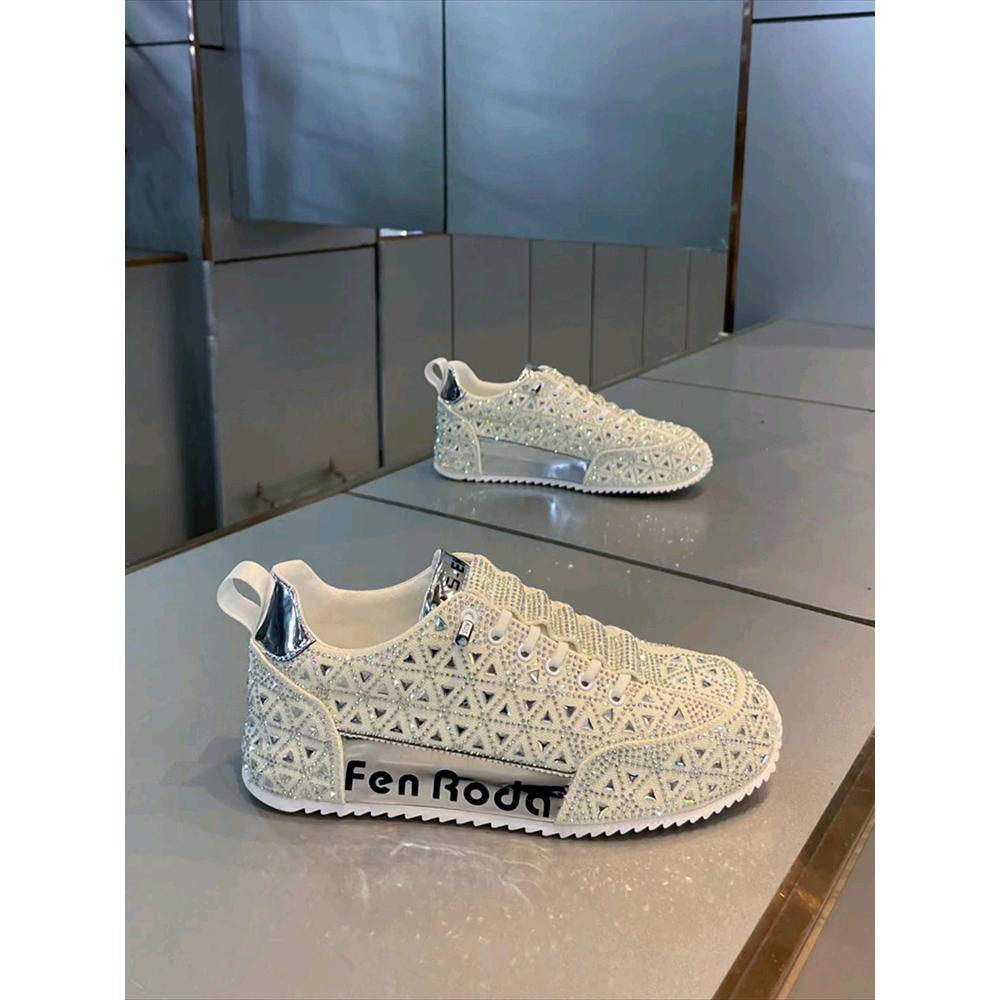 Hot stamping casual shoes