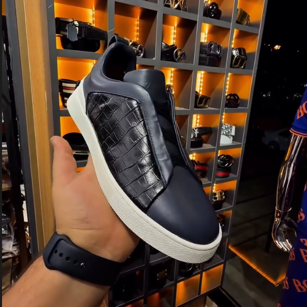 Leather Splicing Design Casual Shoes