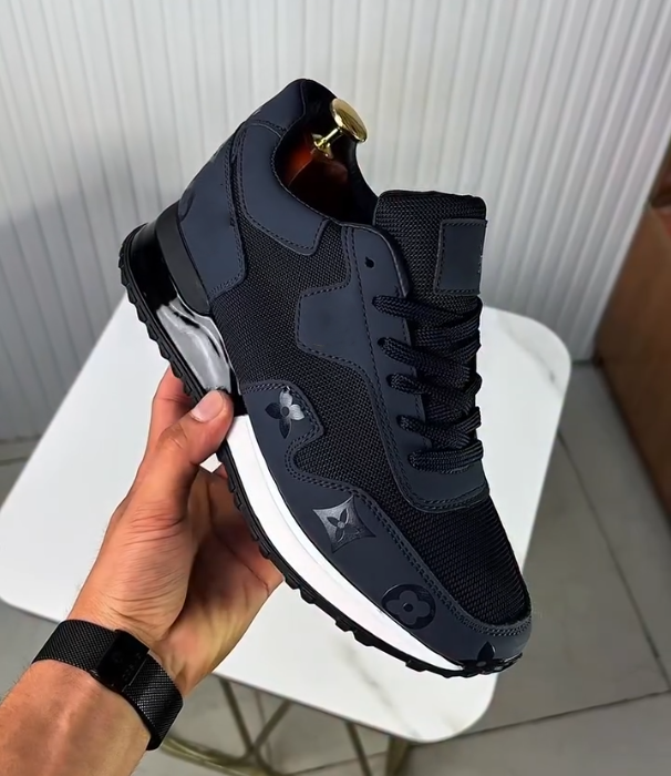 Luxury Glossy Printed Leather Breathable Casual Shoes