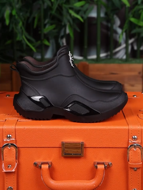 Bold Black Chunky Hiking Boots