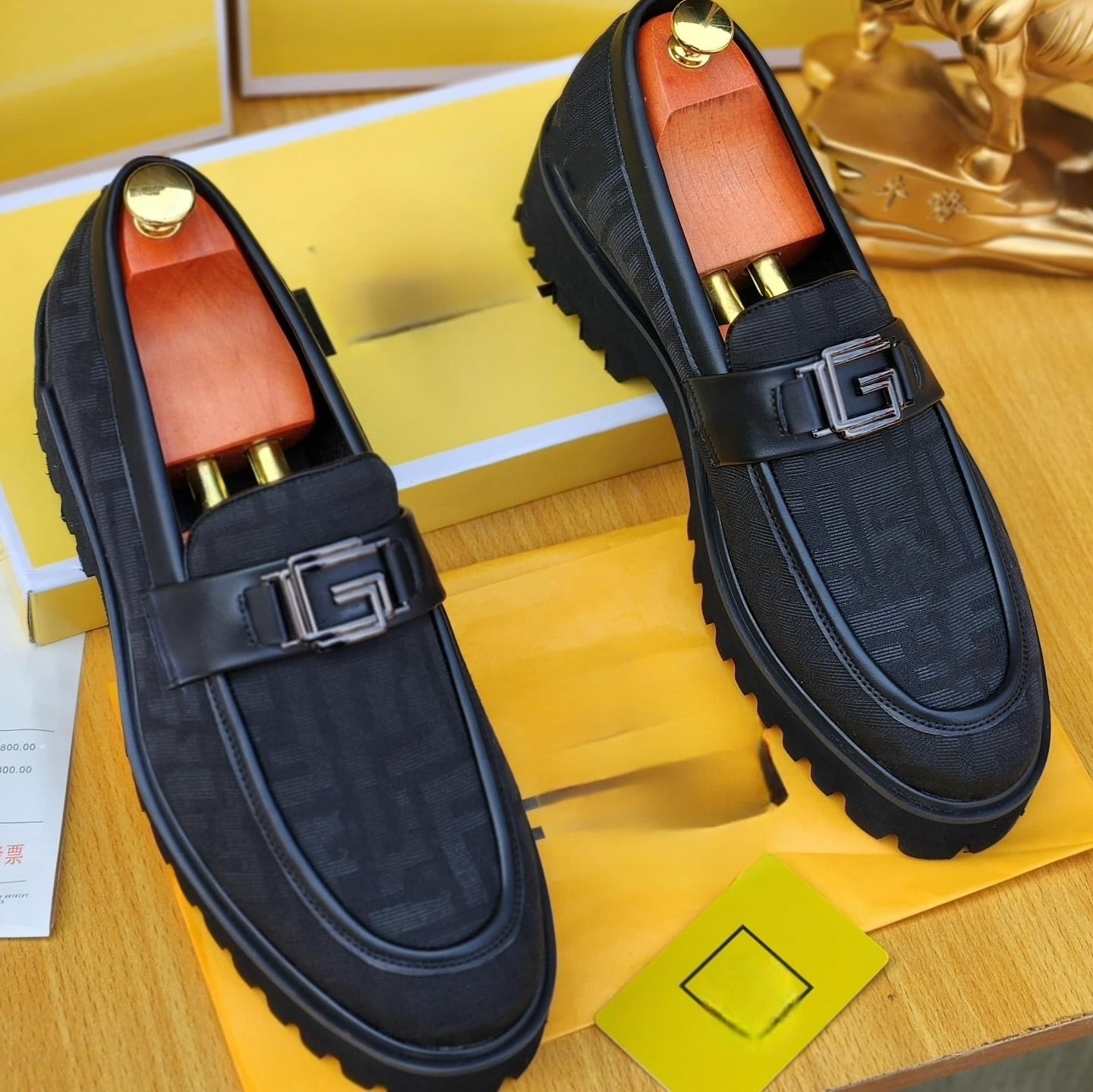 Advanced Printed Loafers