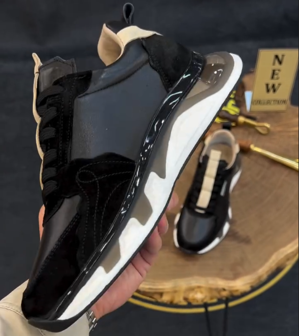 Leather Splicing Breathable Casual Sports Shoes