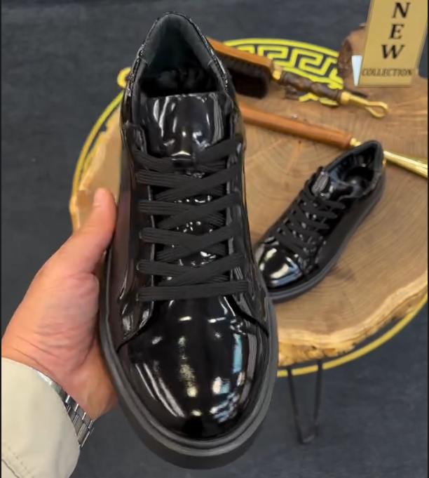 Painted Leather Patchwork Breathable Casual Shoes