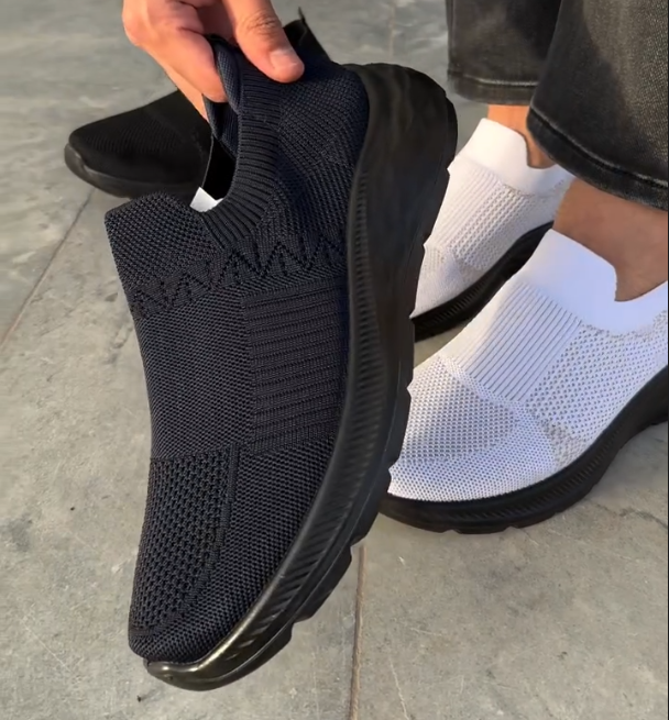 Breathable Mesh Woven One Foot Sports Shoes