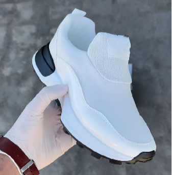 High Quality Patent Leather Mesh Splicing Casual Shoes