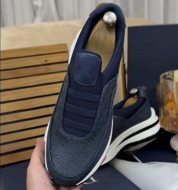 Leather Patchwork Elastic Casual Shoes