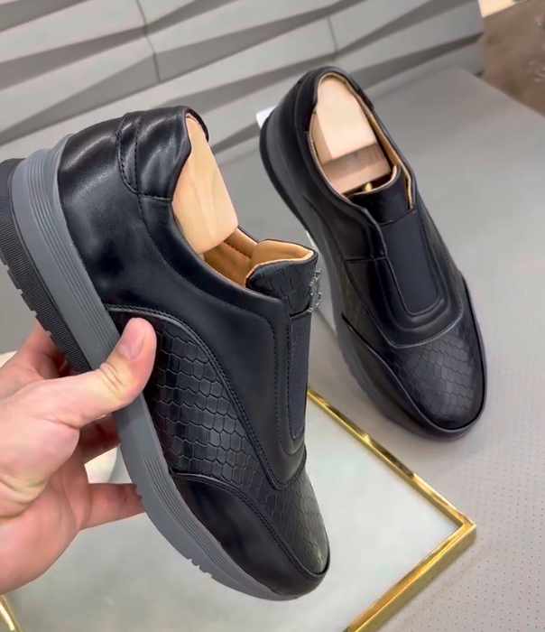 Scale Patterned Casual Shoes