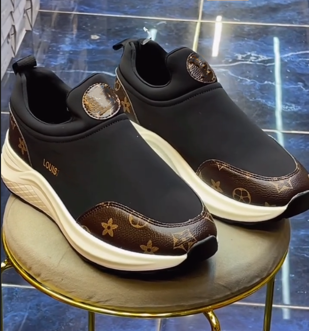 Advanced One Foot Printed Patent Leather Splicing Casual Shoes