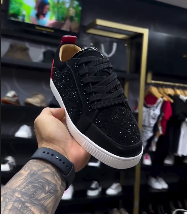 Fine Sparkling Diamond Soft Soled Casual Shoes