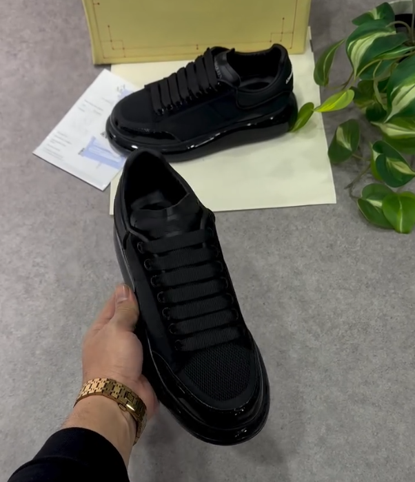 Thick Soled Patent Leather Casual Shoes