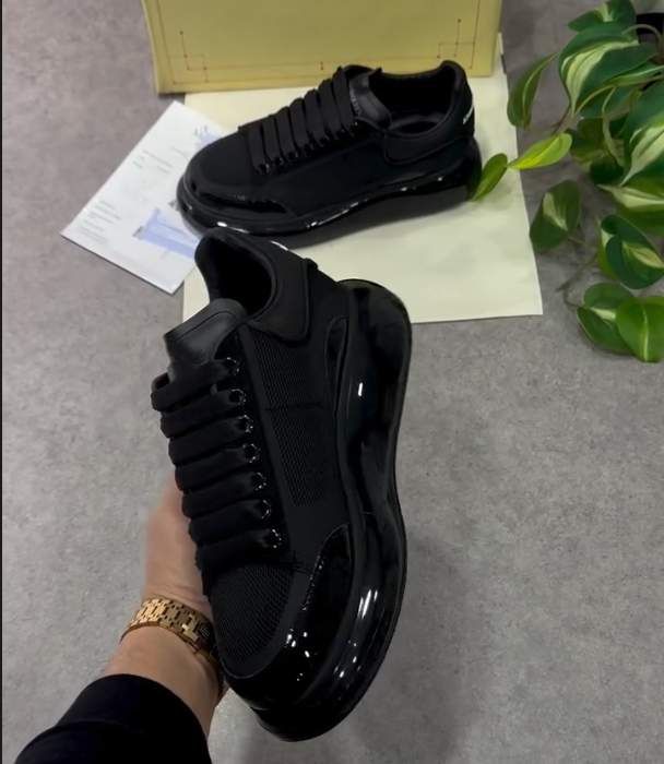 Thick Soled Patent Leather Casual Shoes