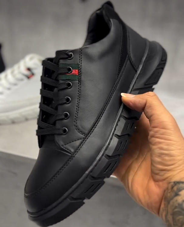 Advanced Leather Splicing Casual Shoes