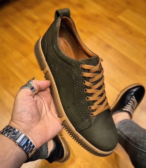 Shiny Leather Rubber Soled Casual Shoes