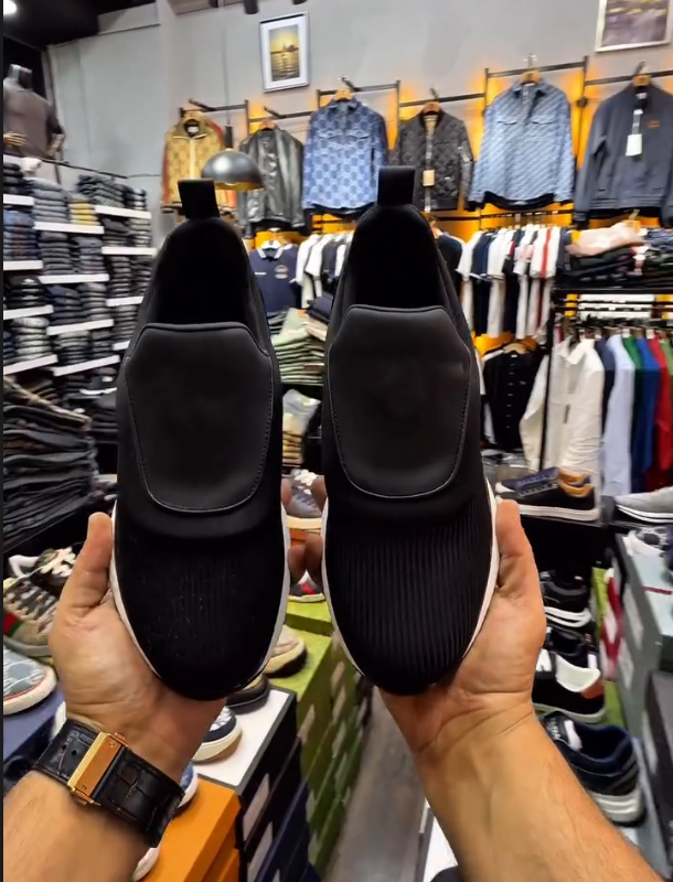 Luxury One Foot Technology Fabric Casual Shoes