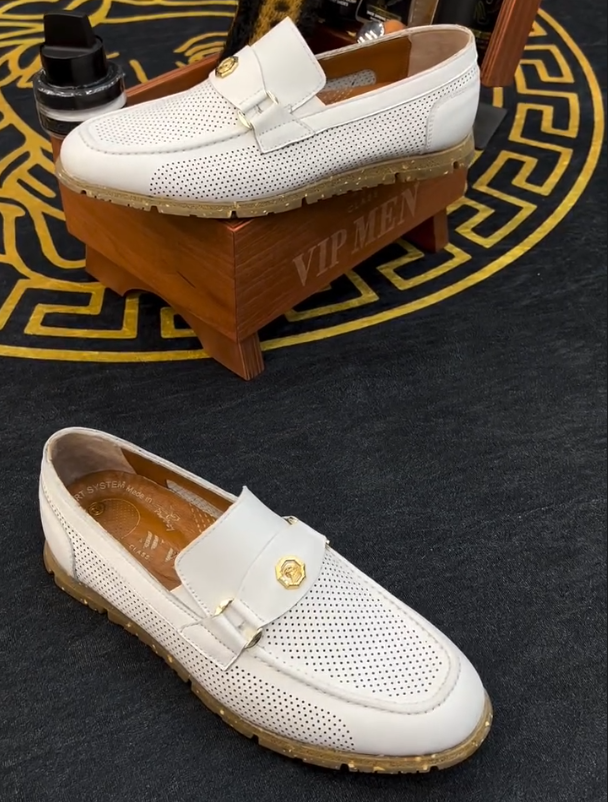 Leather Porous Breathable Casual Loafers