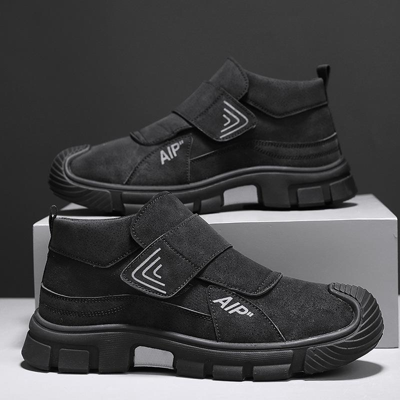 Men's new durable and comfortable soft shoes