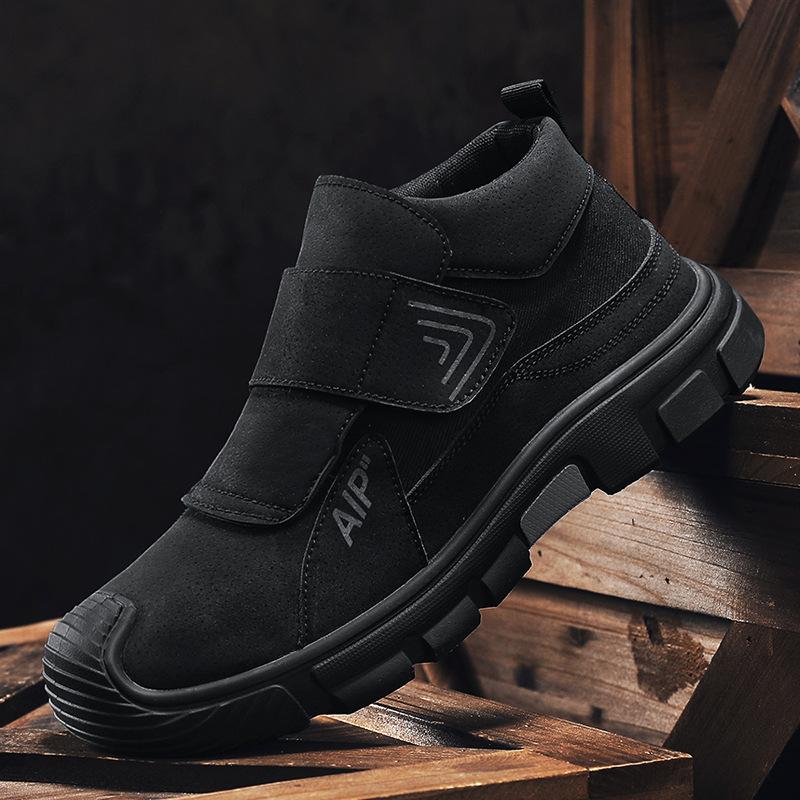 Men's new durable and comfortable soft shoes