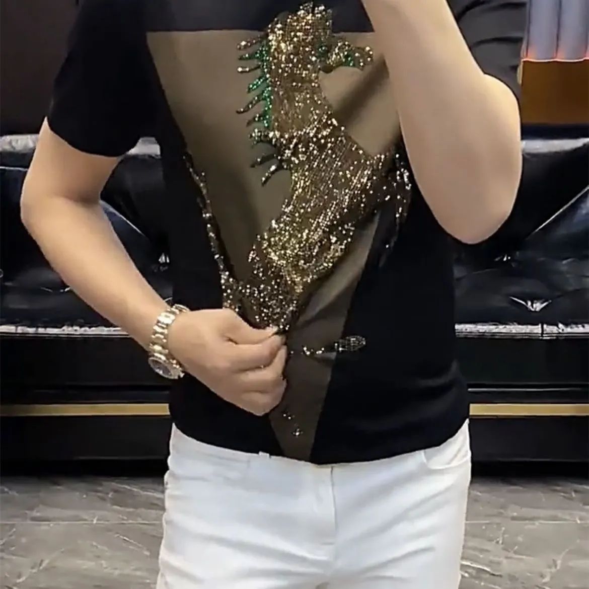 Men's new ice silk rhinestone short sleeved T-shirt