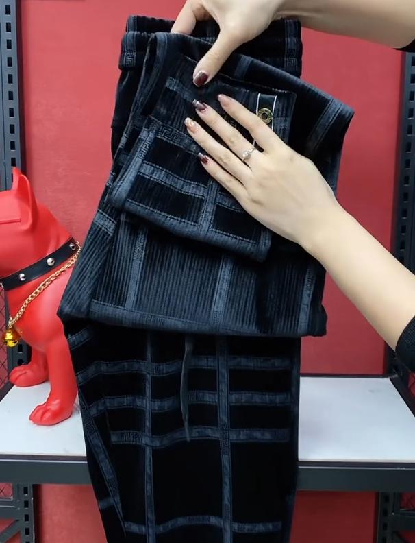 Men's Loose And Fashionable Striped Velvet Color Blocked Ankle Pants