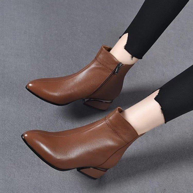 đ„Limited Time Offer 49% OFFđ„Womenâs Fashion Square Heels Zipper Short Booties
