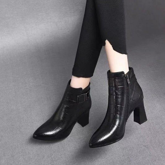 2022 Autumn And Winter Stone Pattern Small Short Boots Age Reduction Comfortable Joker