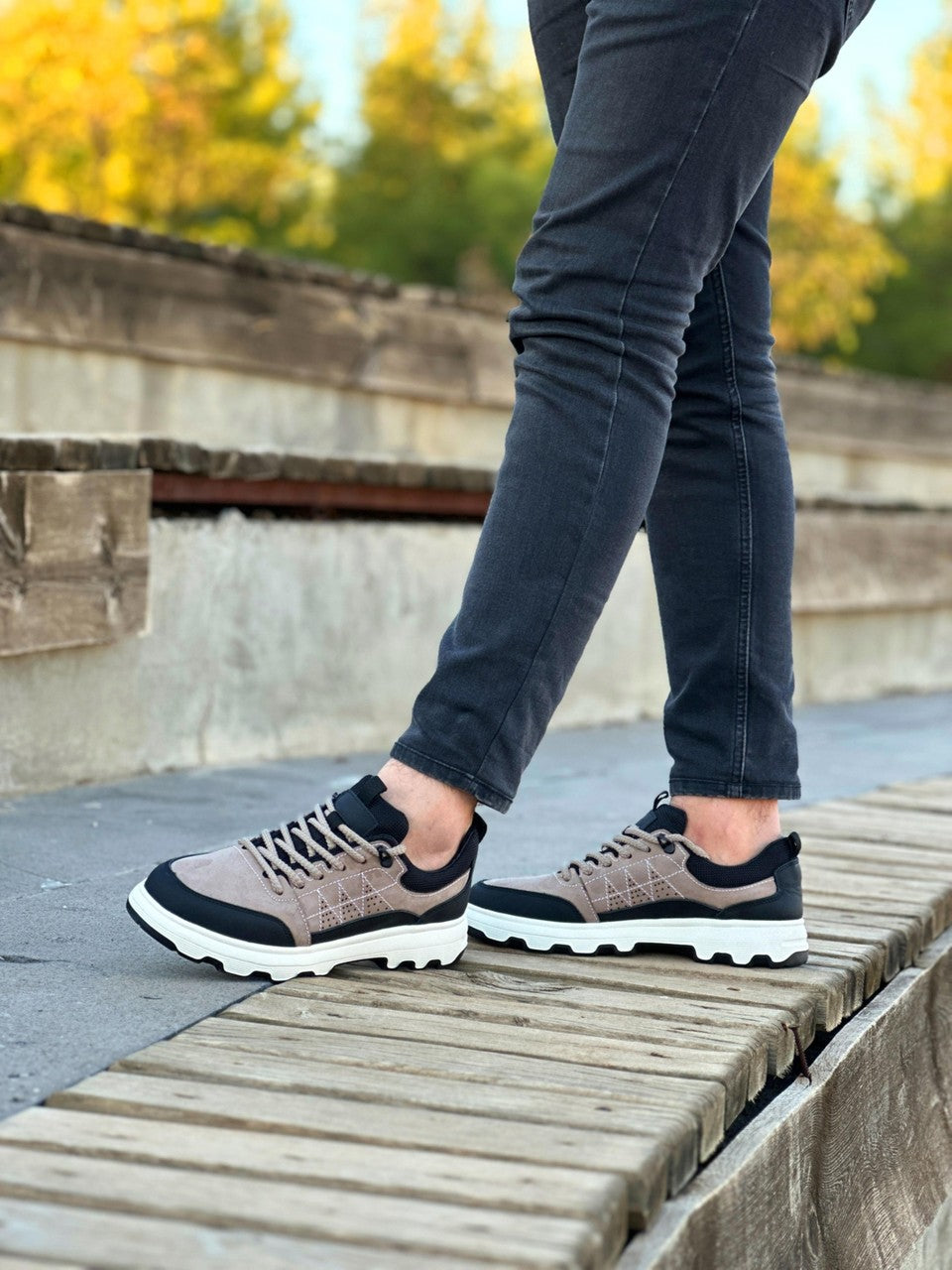 Men's New Three Color Splicing Breathable Casual Sports Shoes