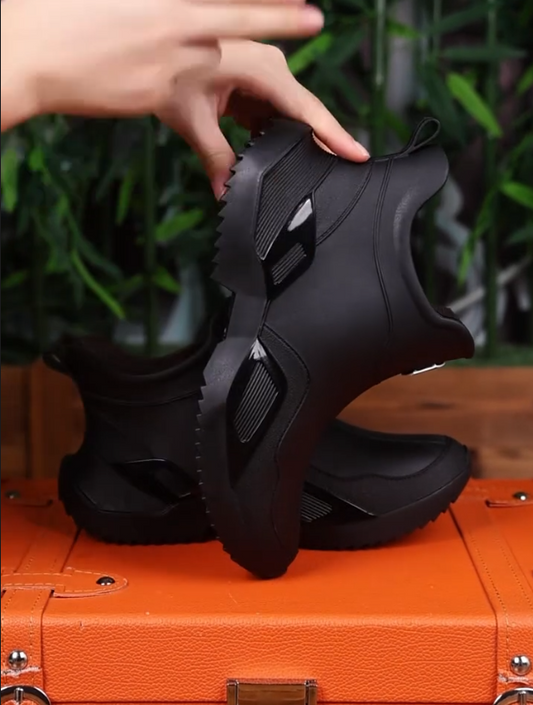 Bold Black Chunky Hiking Boots