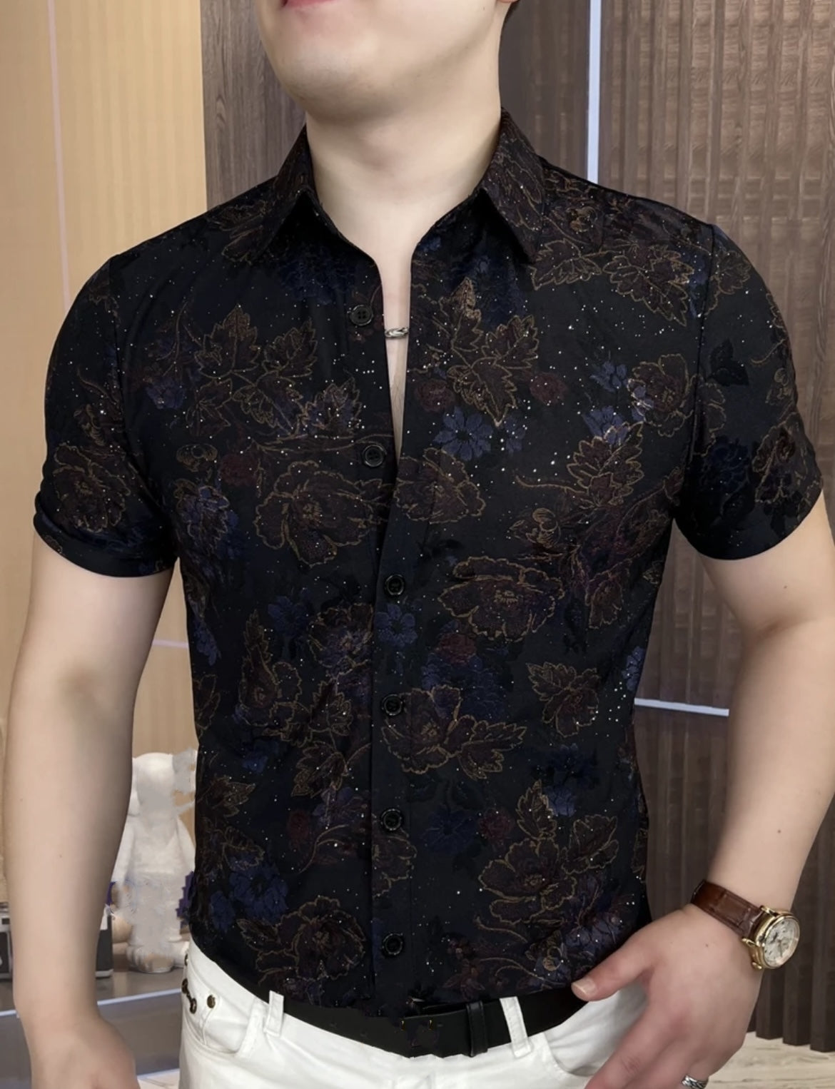 Men's Thin Sparkling Shirt With Short Sleeves