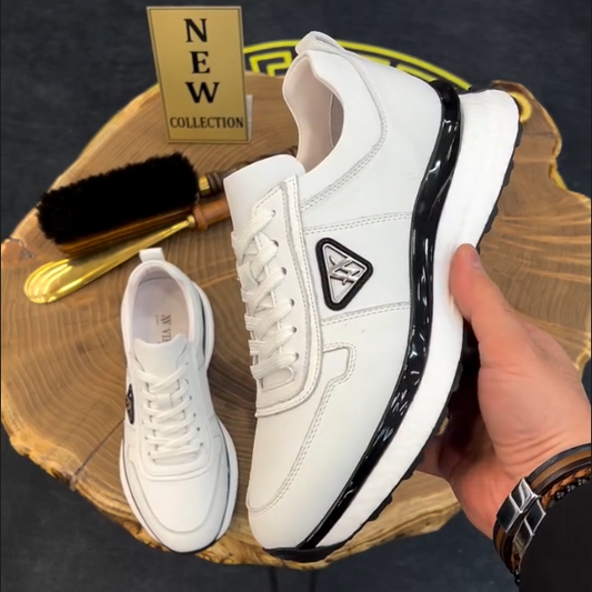 Men's New Shiny Sole Light Luxury Breathable Sports Shoes