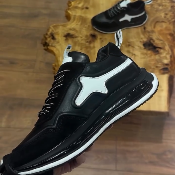 Men's New Soft Leather Shiny Sole Light Luxury Breathable Casual Shoes