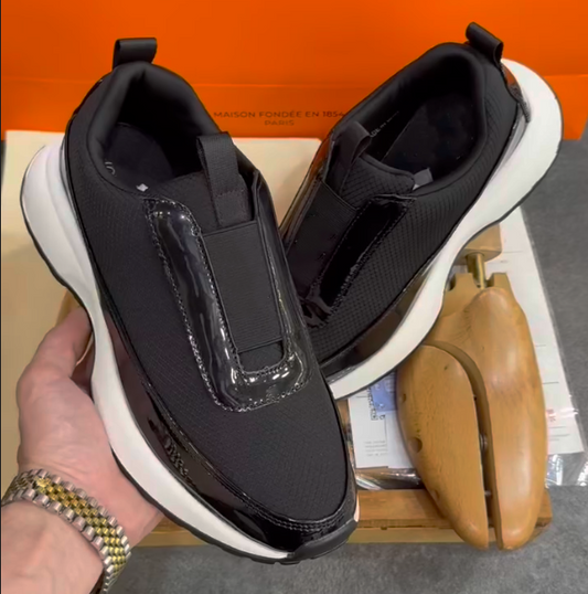 Lacquer Leather One-piece Mesh Splicing Casual Shoes