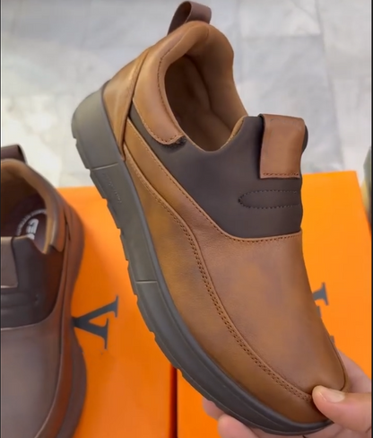 Step On High-end Leather Casual Shoes
