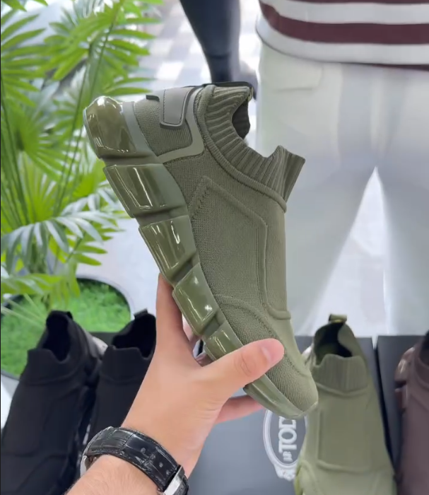 One Foot Comfortable Mesh Casual Shoes