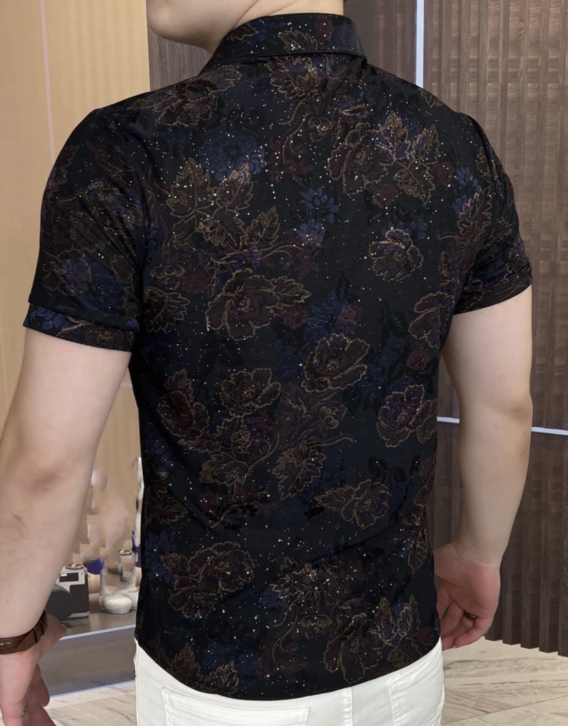 Men's Thin Sparkling Shirt With Short Sleeves