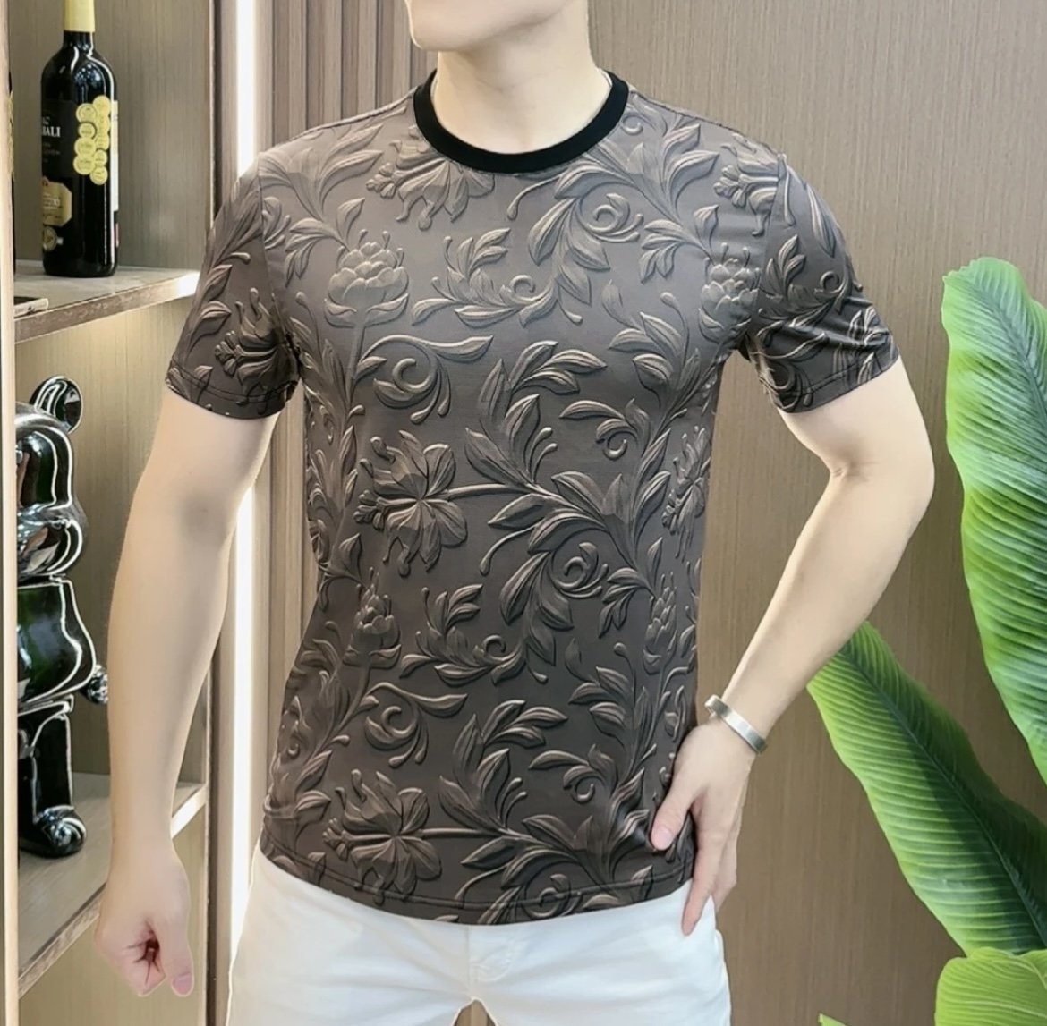 Men's Embossed Silk Short Sleeved Shirt