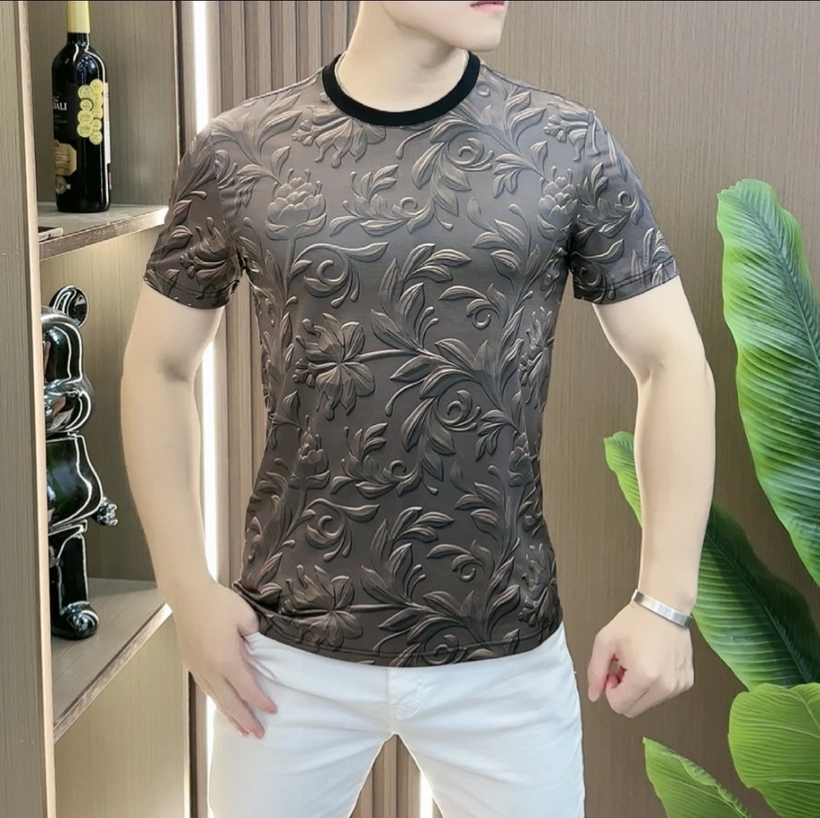 Men's Embossed Silk Short Sleeved Shirt