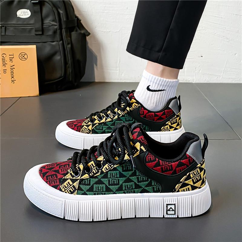 Men's new canvas casual and fashionable board shoes