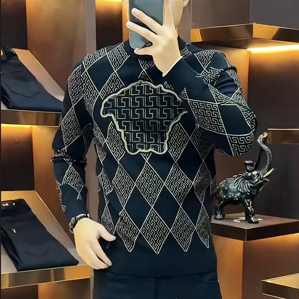 Men's Trendy And Fashionable Round Neck Long Sleeved Knitted Sweater