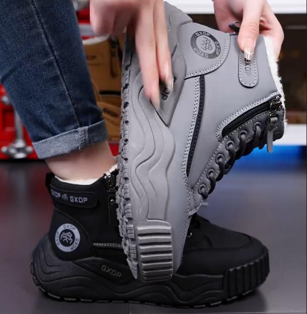 Men's Autumn And Winter New Style With Plush One Foot Sports Shoes