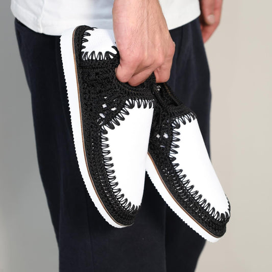 Knitted And Spliced Leather Casual Shoes