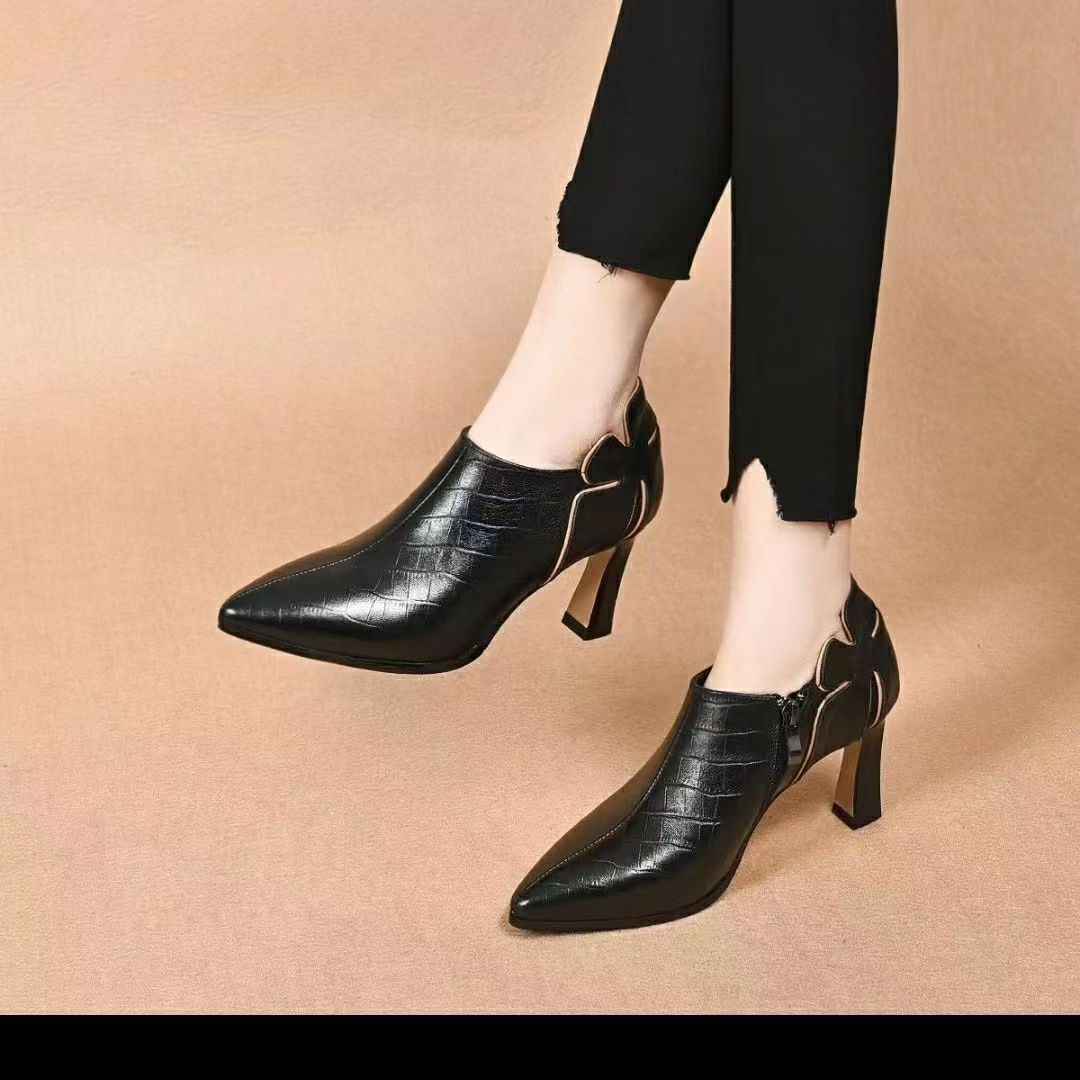 2022 Fall/Winter New Fashion Side Zip Small Leather Shoes