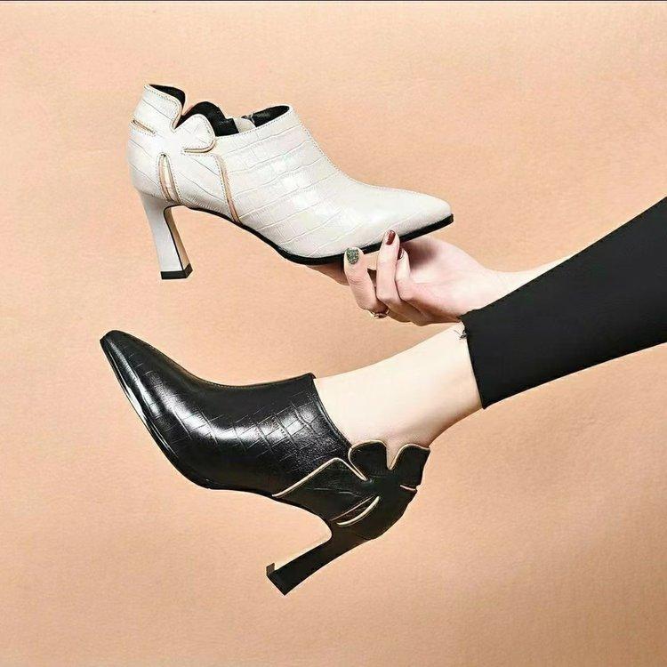 🔥Limited Time Offer 49% OFF🔥Women's Pointed Toe Fashion All-match Thick-Heeled Shoes